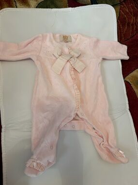 Caramel Pale Pink Hooded Baby Onesie with Bow